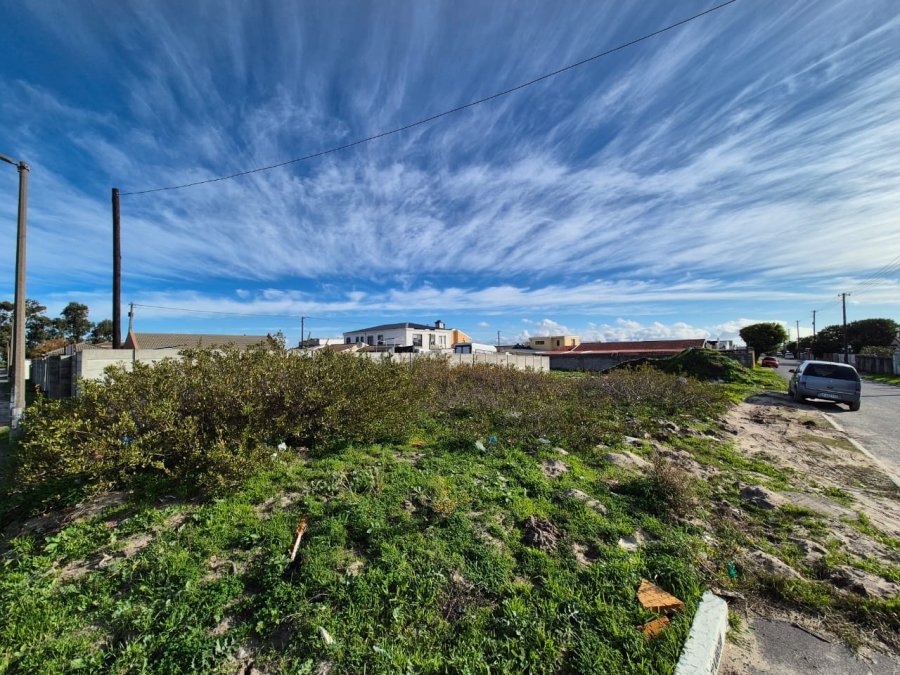  Bedroom Property for Sale in Sunbird Park Western Cape